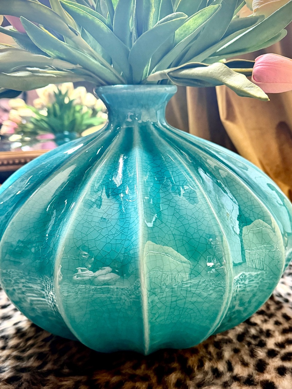 ♥️ Vintage LARGE Teal Ribbed Ceramic genie 🧞‍♂️Vase